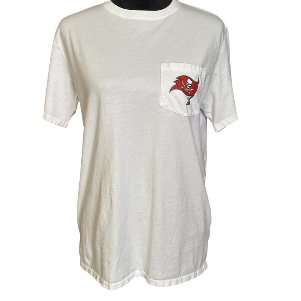 Tampa Bay Buccaneers Womens White NFL Team Apparel Logo Pocket T-Shirt M